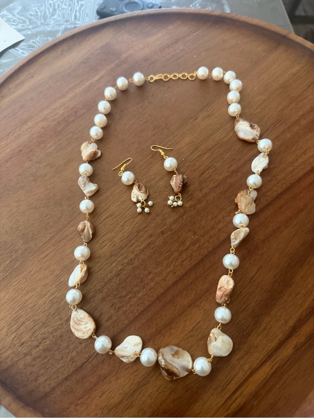 Handmade Gold-Tone Pearl & Shell Necklace Set - Cream/Gold